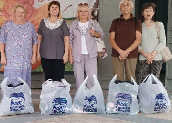 В рамках празднования Международного дня пожилых людей единороссы Славяносербщины поздравили одиноко проживающих людей старшего поколения и работников филиала «Славяносербский техникум» ЛГАУ с праздником и от местного... В рамках празднования Международного дня пожилых людей единороссы Славяносербщины поздравили одиноко проживающих людей старшего поколения и работников филиала «Славяносербский техникум» ЛГАУ с праздником и от местного...