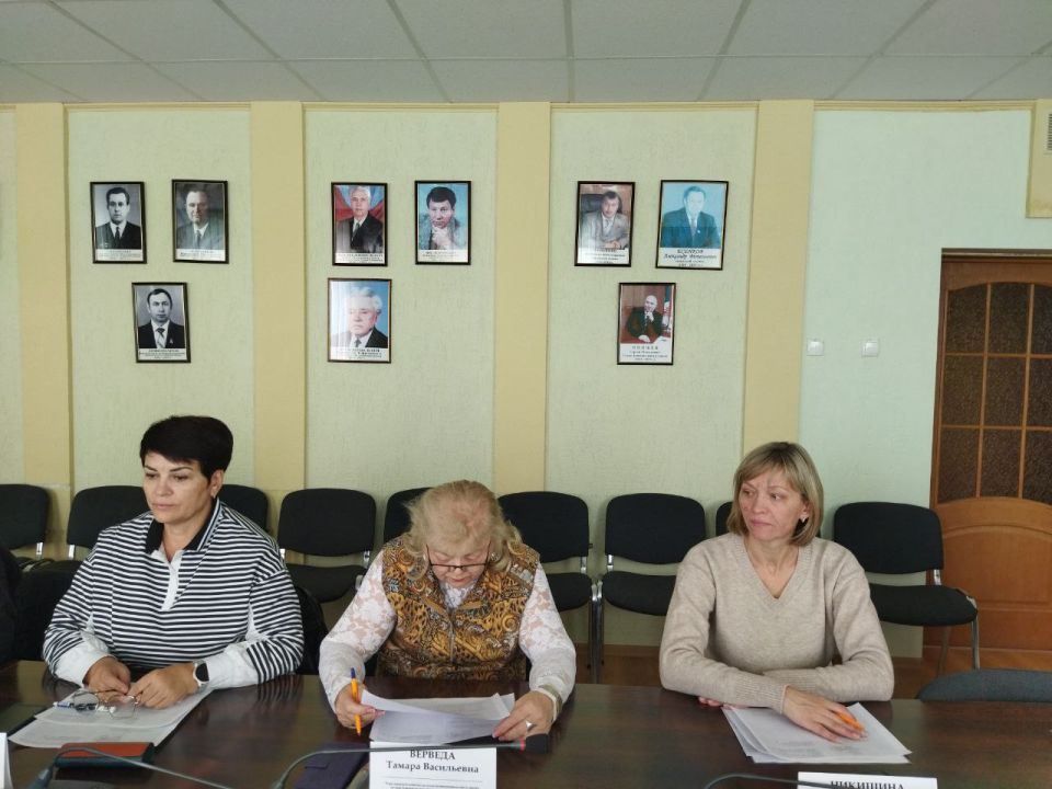 Андрей Рубанцов: В Администрации городского округа город Ровеньки состоялось заседание городской комиссии по делам несовершеннолетних и защите их прав Андрей Рубанцов: В Администрации городского округа город Ровеньки состоялось заседание городской комиссии по делам несовершеннолетних и защите их прав