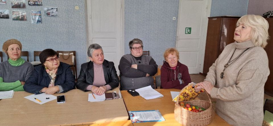 Осень – время, когда огород превращается в лабораторию будущего урожая Осень – время, когда огород превращается в лабораторию будущего урожая