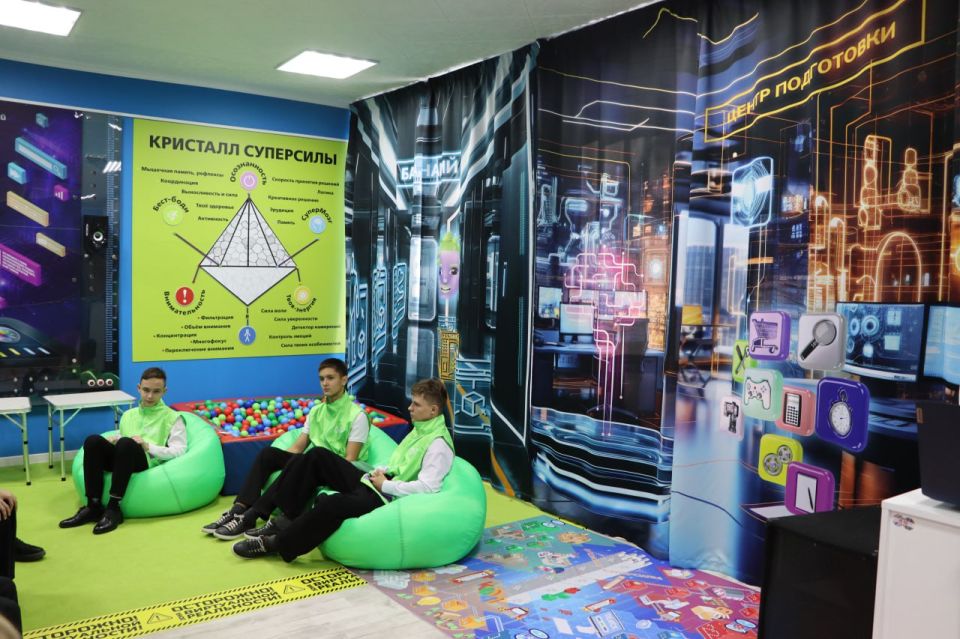 В Стаханове открылось новое пространство для школьников! В Стаханове открылось новое пространство для школьников!