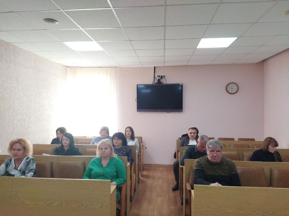 Сегодня первый заместитель Главы городского округа город Ровеньки Татьяна Хрипачёва провела плановое рабочее совещание с руководителями управлений администрации и структурных подразделений Сегодня первый заместитель Главы городского округа город Ровеньки Татьяна Хрипачёва провела плановое рабочее совещание с руководителями управлений администрации и структурных подразделений