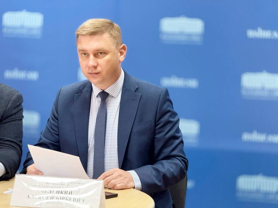 Александр Криеренко: СЕМИНАР ПО ИНИЦИАТИВНОМУ БЮДЖЕТИРОВАНИЮ: ПЕРЕНИМАЕМ ОПЫТ ИРКУТСКОЙ ОБЛАСТИ Александр Криеренко: СЕМИНАР ПО ИНИЦИАТИВНОМУ БЮДЖЕТИРОВАНИЮ: ПЕРЕНИМАЕМ ОПЫТ ИРКУТСКОЙ ОБЛАСТИ