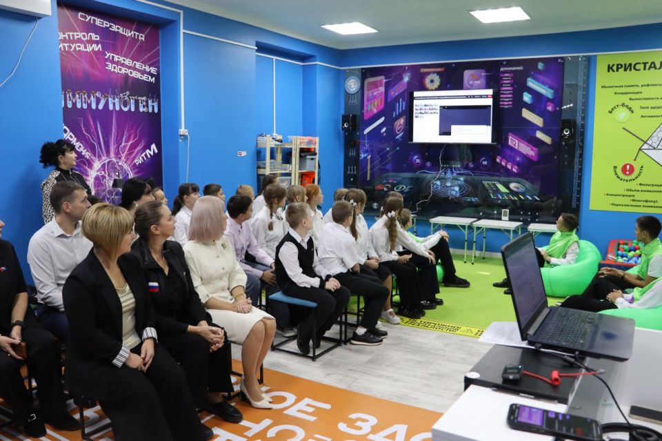 В Стаханове открылось новое пространство для школьников! В Стаханове открылось новое пространство для школьников!