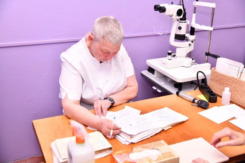 Красноярский офтальмолог Наталья Голобардова: «Офтальмология - это космос, она меня поразила!» Красноярский офтальмолог Наталья Голобардова: «Офтальмология - это космос, она меня поразила!»