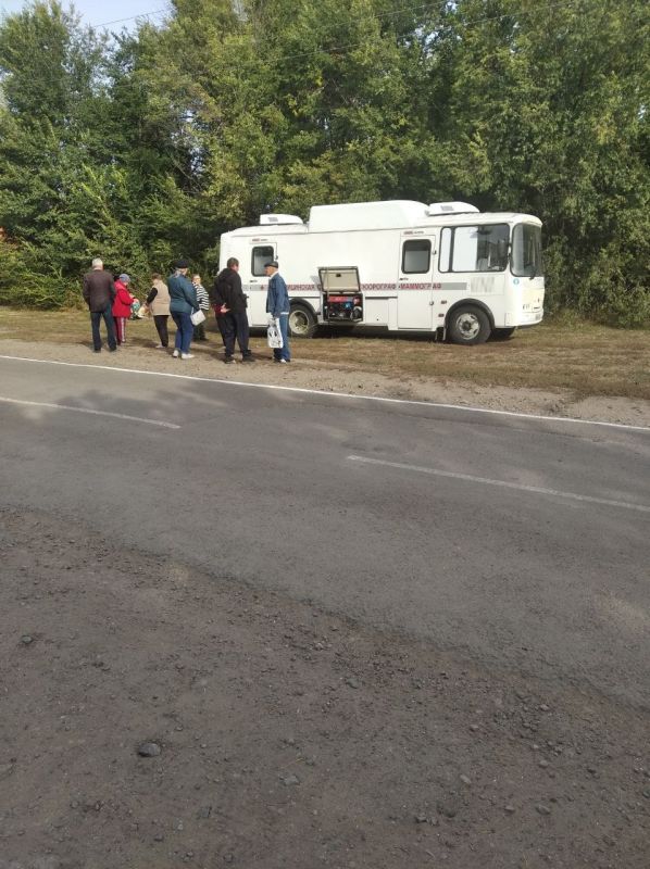 Сегодня наш передвижной флюорограф посетил село Курячевка Сегодня наш передвижной флюорограф посетил село Курячевка