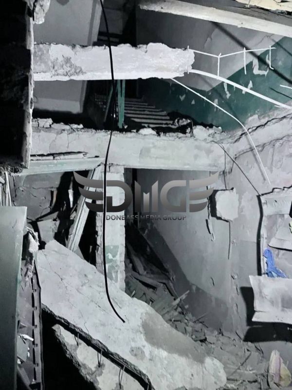 В братской ДНР произошла массированная атака врага на Горловку: частично разрушены дома и школа В братской ДНР произошла массированная атака врага на Горловку: частично разрушены дома и школа