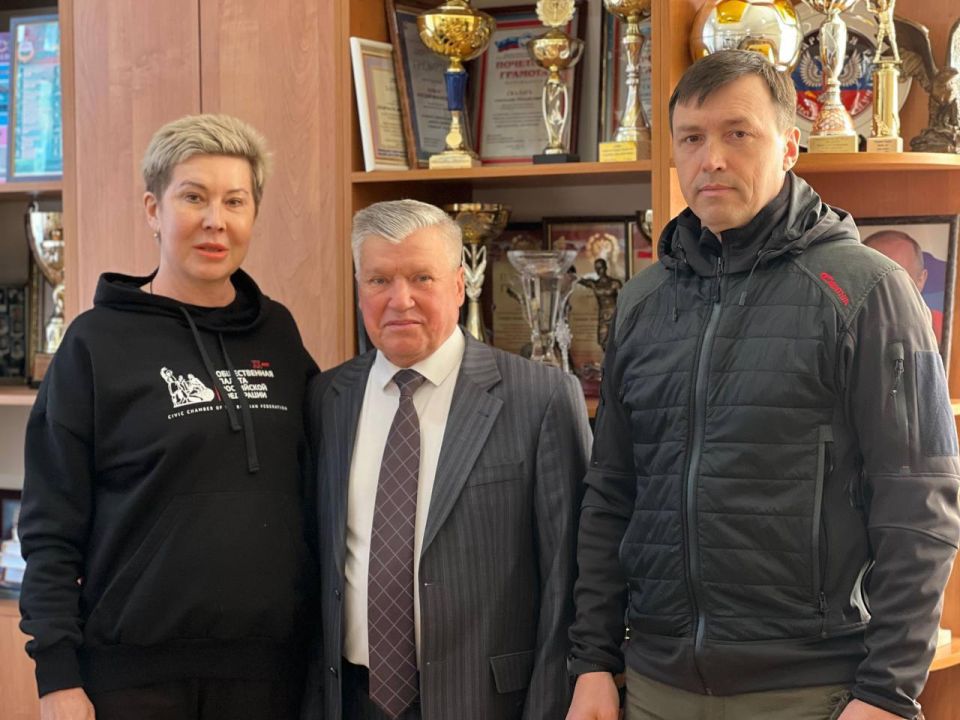Ольга Павлова поздравила учителей ЛНР и рассказала об их героизме в прифронтовых городах Лисичанске и Рубежном Ольга Павлова поздравила учителей ЛНР и рассказала об их героизме в прифронтовых городах Лисичанске и Рубежном