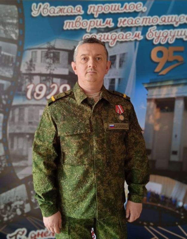 С Днём учителя: Наши герои — ваш главный урок! С Днём учителя: Наши герои — ваш главный урок!