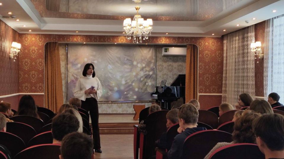 Луганская академическая филармония подарила вдохновение юным музыкантам Лутугино Луганская академическая филармония подарила вдохновение юным музыкантам Лутугино