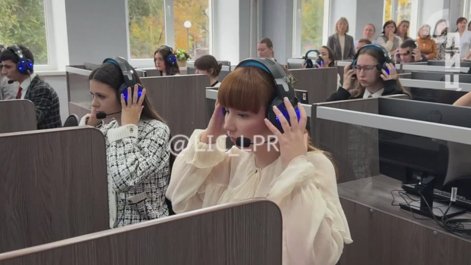 Современный лингафонный кабинет для обучения будущих переводчиков появился в Луганском государственном педагогическом университете