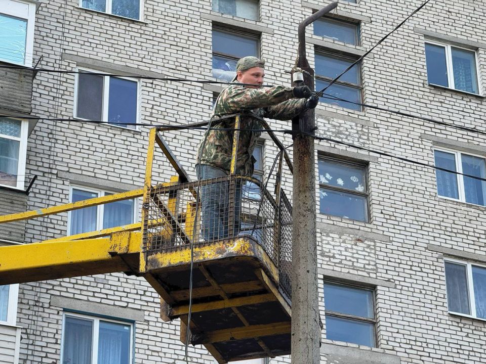Сергей Колягин: Уделяем отдельное внимание освещению улиц, понимая его ключевую роль в обеспечении комфорта и безопасности жителей Сергей Колягин: Уделяем отдельное внимание освещению улиц, понимая его ключевую роль в обеспечении комфорта и безопасности жителей