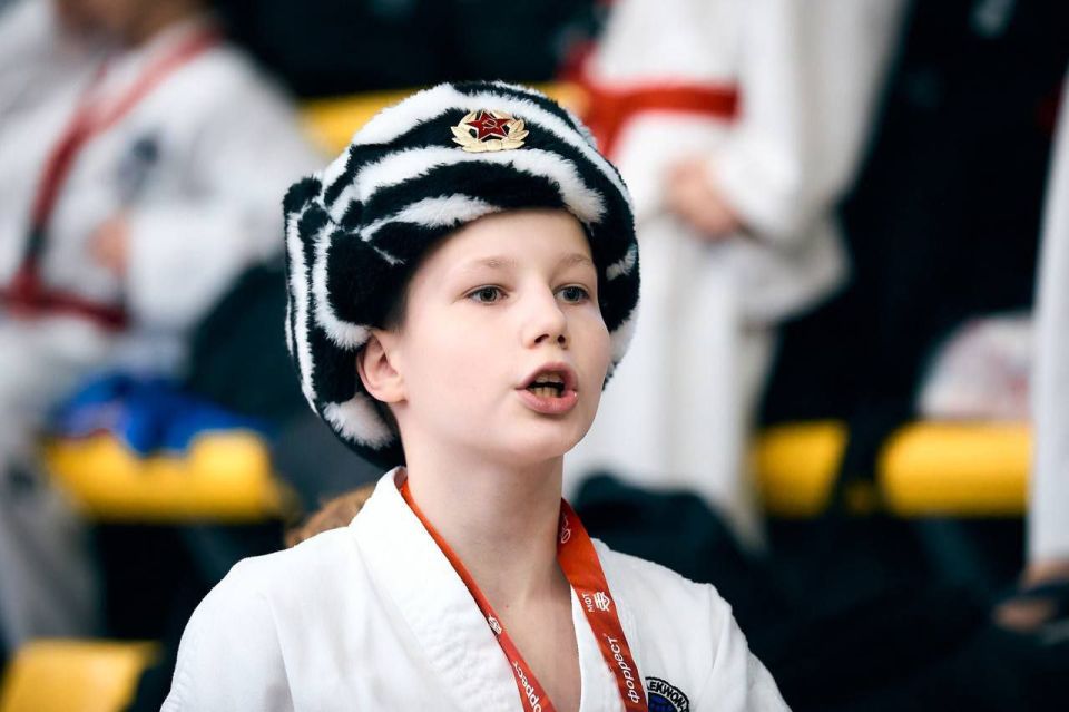 Луганские тхэквондисты привезли с Чемпионата России 7 медалей Луганские тхэквондисты привезли с Чемпионата России 7 медалей