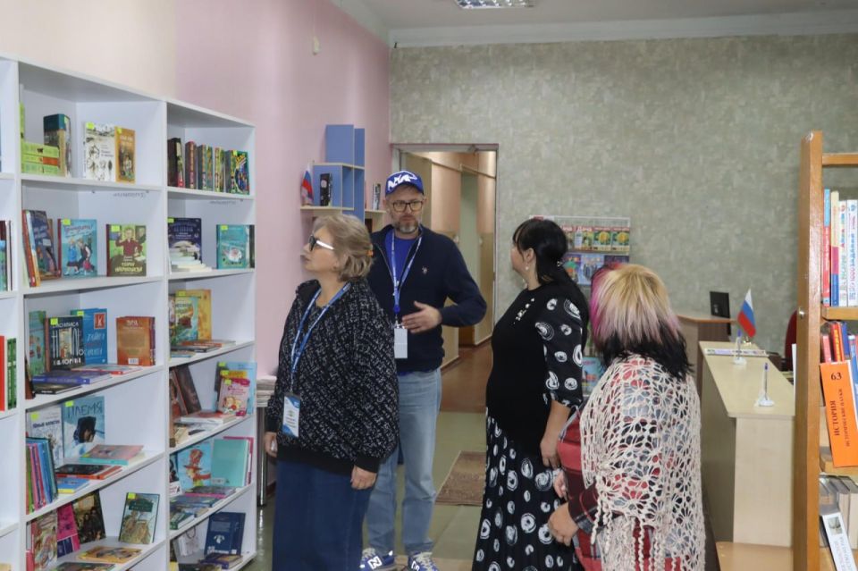 В библиотеки Северодонецка передали книги от Пермского края В библиотеки Северодонецка передали книги от Пермского края