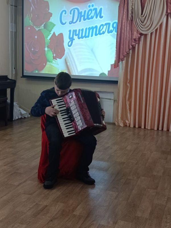 В канун празднования Дня Учителя в музыкальной школе состоялся концерт В канун празднования Дня Учителя в музыкальной школе состоялся концерт
