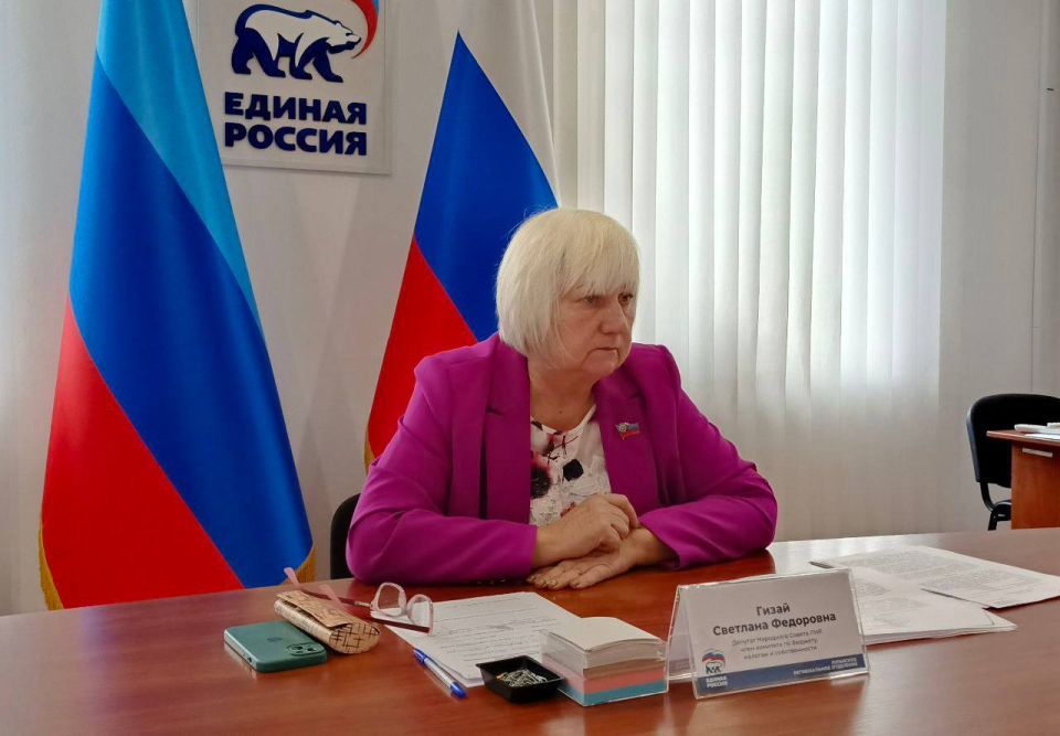 Светлана Гизай: Сегодня провела прием в Региональной общественной приёмной Председателя партии «Единая Россия» Д.А.Медведева в ЛНР Светлана Гизай: Сегодня провела прием в Региональной общественной приёмной Председателя партии «Единая Россия» Д.А.Медведева в ЛНР