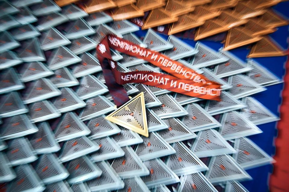 Луганские тхэквондисты привезли с Чемпионата России 7 медалей Луганские тхэквондисты привезли с Чемпионата России 7 медалей