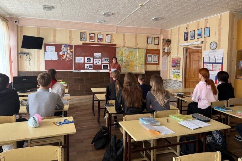 В Свердловской СШ №8 провели Всероссийский открытый урок по основам жизнедеятельности В Свердловской СШ №8 провели Всероссийский открытый урок по основам жизнедеятельности