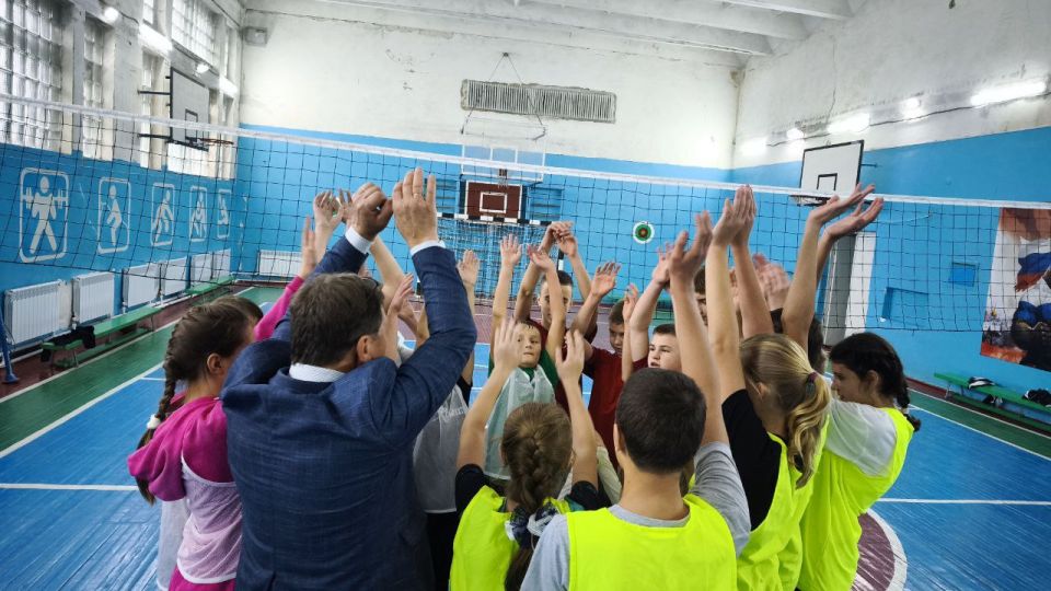 Сегодня - День рождения Президента нашей страны Владимира Владимировича Путина Сегодня - День рождения Президента нашей страны Владимира Владимировича Путина