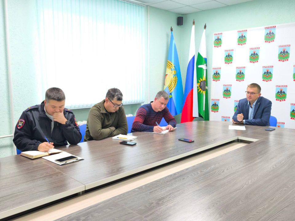 Комиссии по безопасности дорожного движения состоялись в Антраците и Брянке Комиссии по безопасности дорожного движения состоялись в Антраците и Брянке