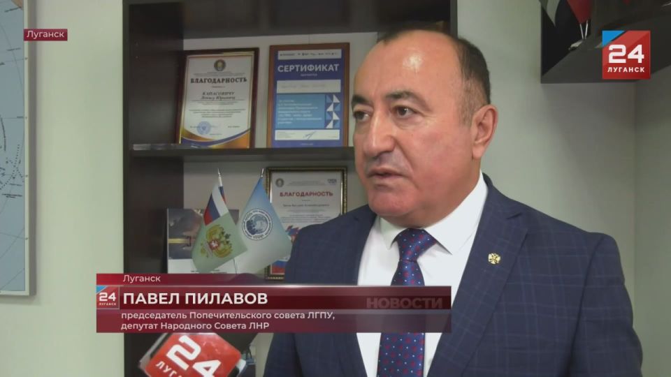 Их оружие – слово, а поле битвы – стол переговоров