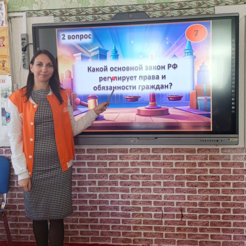 В Брянковской специализированной школе №1 при содействии советника директора по воспитанию Галины Савчук прошёл КВИЗ под названием "Правовая культура школьника" В Брянковской специализированной школе №1 при содействии советника директора по воспитанию Галины Савчук прошёл КВИЗ под названием "Правовая культура школьника"