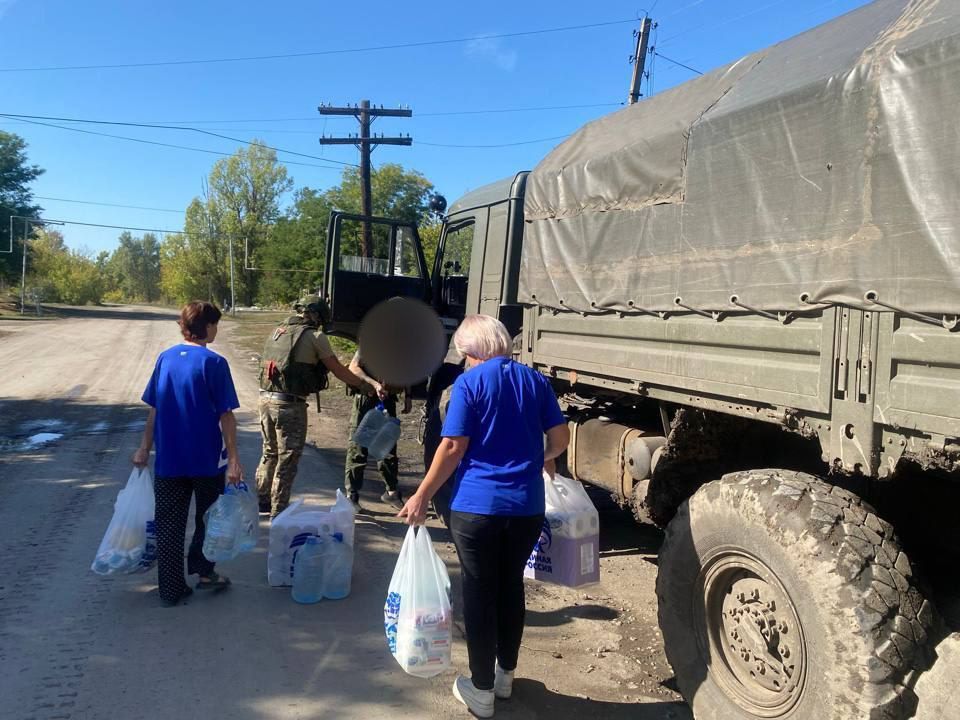 «Zа Победу»: единороссы передали гуманитарную помощь участникам специальной военной операции «Zа Победу»: единороссы передали гуманитарную помощь участникам специальной военной операции