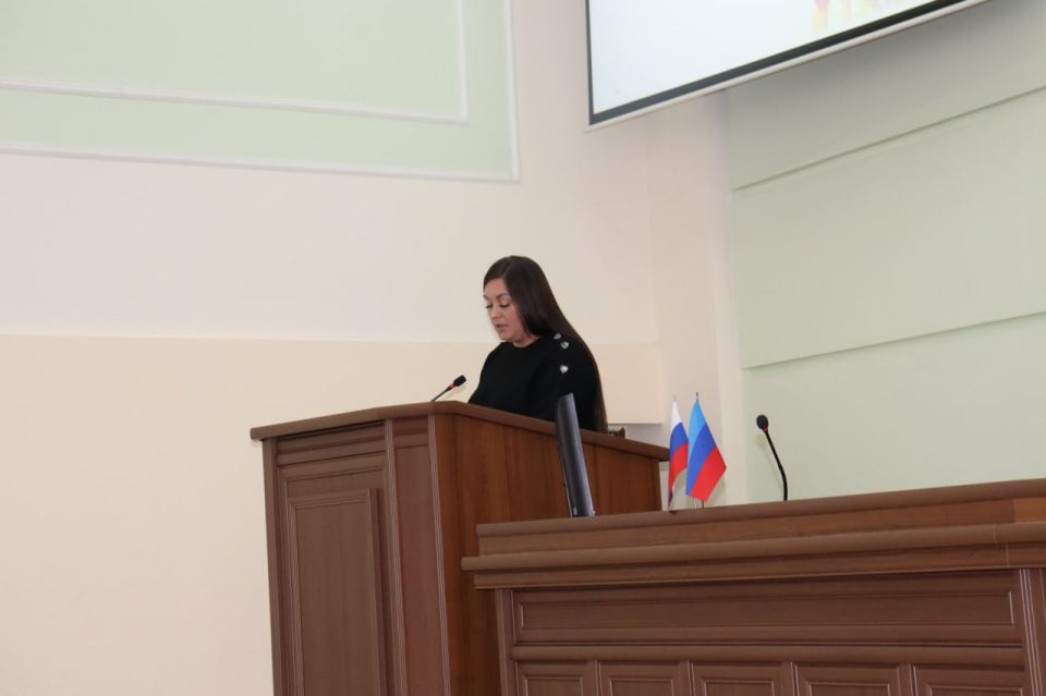 В Антраците состоялось общегородское родительское собрание по вопросам профилактики правонарушений среди несовершеннолетних В Антраците состоялось общегородское родительское собрание по вопросам профилактики правонарушений среди несовершеннолетних