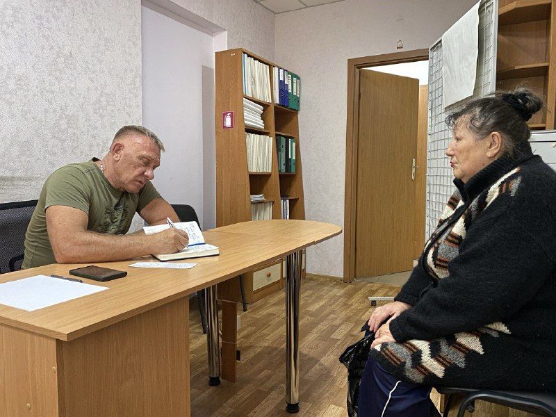 Депутат Сергей Шонин провел прием граждан в закрепленном округе г. Счастье Депутат Сергей Шонин провел прием граждан в закрепленном округе г. Счастье