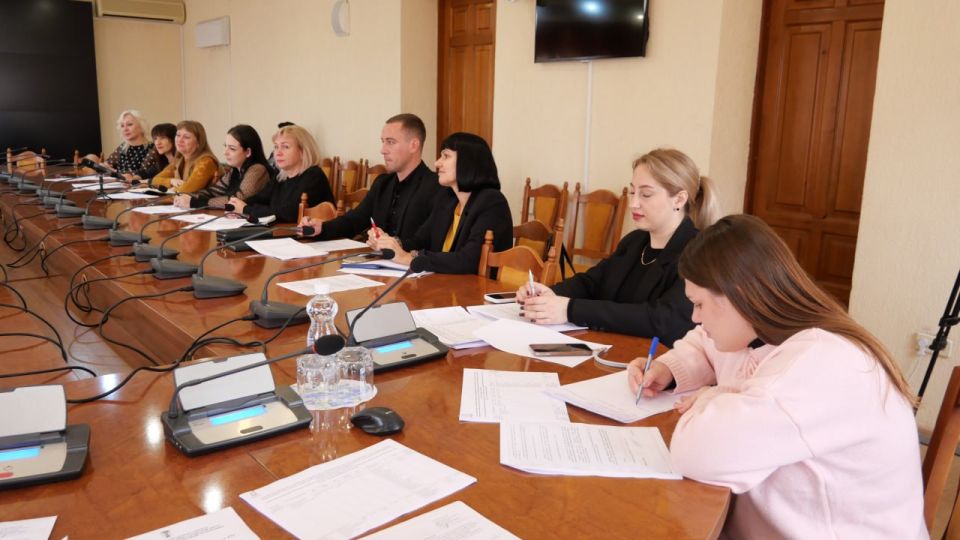 В Администрации города создан совет, который будет координировать работу в области воспитания молодёжи В Администрации города создан совет, который будет координировать работу в области воспитания молодёжи