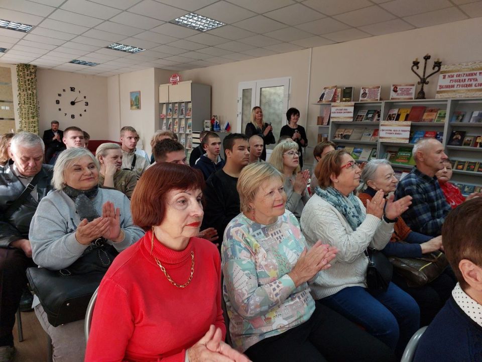 Роман Лысенко: Почетный гражданин Алчевска Василий Афанасьевич Боровенский отпраздновал 90-й День рождения Роман Лысенко: Почетный гражданин Алчевска Василий Афанасьевич Боровенский отпраздновал 90-й День рождения
