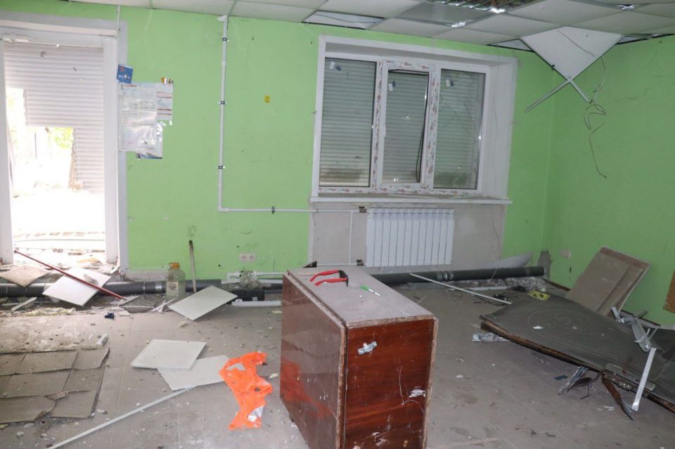 Специалисты определяют объемы восстановительных работ после взрыва газового баллона в одной из северодонецких многоэтажек Специалисты определяют объемы восстановительных работ после взрыва газового баллона в одной из северодонецких многоэтажек