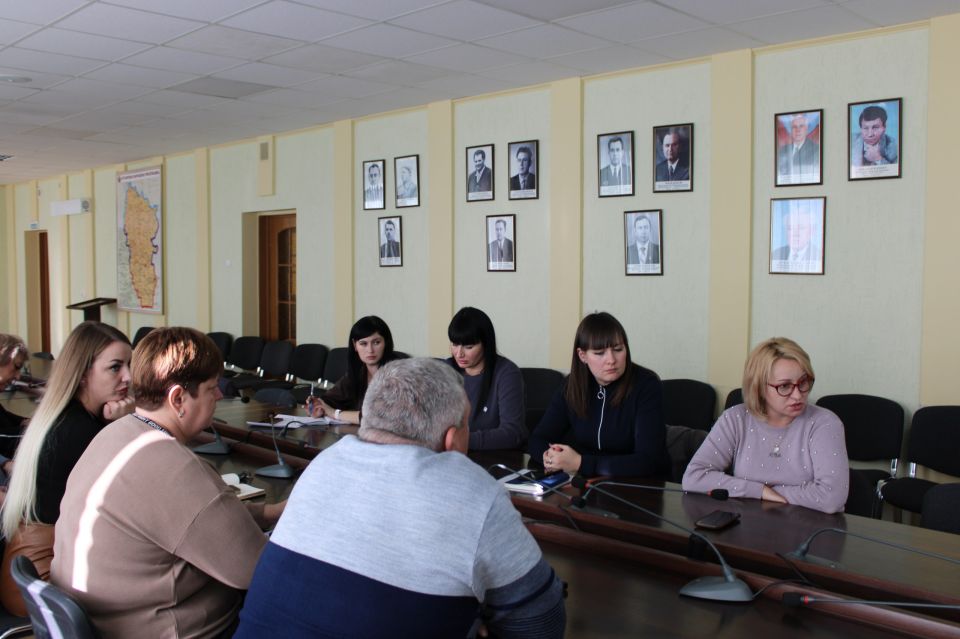 Сегодня в Администрации городского округа город Ровеньки прошло совещание, посвященное созданию территориальных общественных самоуправлений (ТОС) Сегодня в Администрации городского округа город Ровеньки прошло совещание, посвященное созданию территориальных общественных самоуправлений (ТОС)