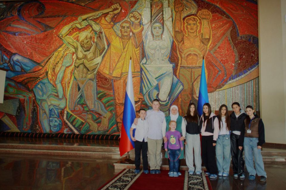 Сила Единства: Патриотизм и Историческая Память Сила Единства: Патриотизм и Историческая Память