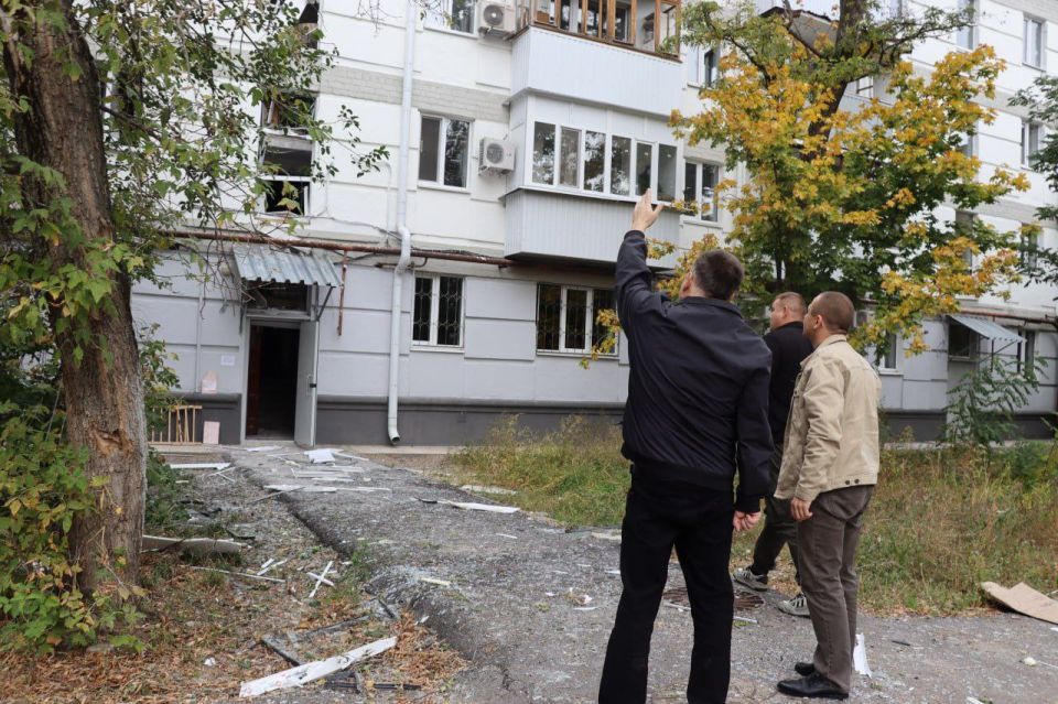 Специалисты определяют объемы восстановительных работ после взрыва газового баллона в одной из многоэтажек Северодонецка