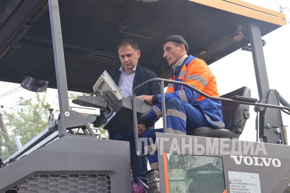 В рамках рабочего визита министр инфраструктуры и транспорта ЛНР Альберт Апшев посетил Свердловск В рамках рабочего визита министр инфраструктуры и транспорта ЛНР Альберт Апшев посетил Свердловск