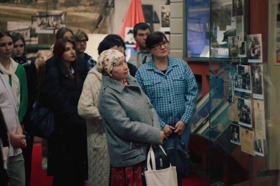 Сила Единства: Патриотизм и Историческая Память Сила Единства: Патриотизм и Историческая Память