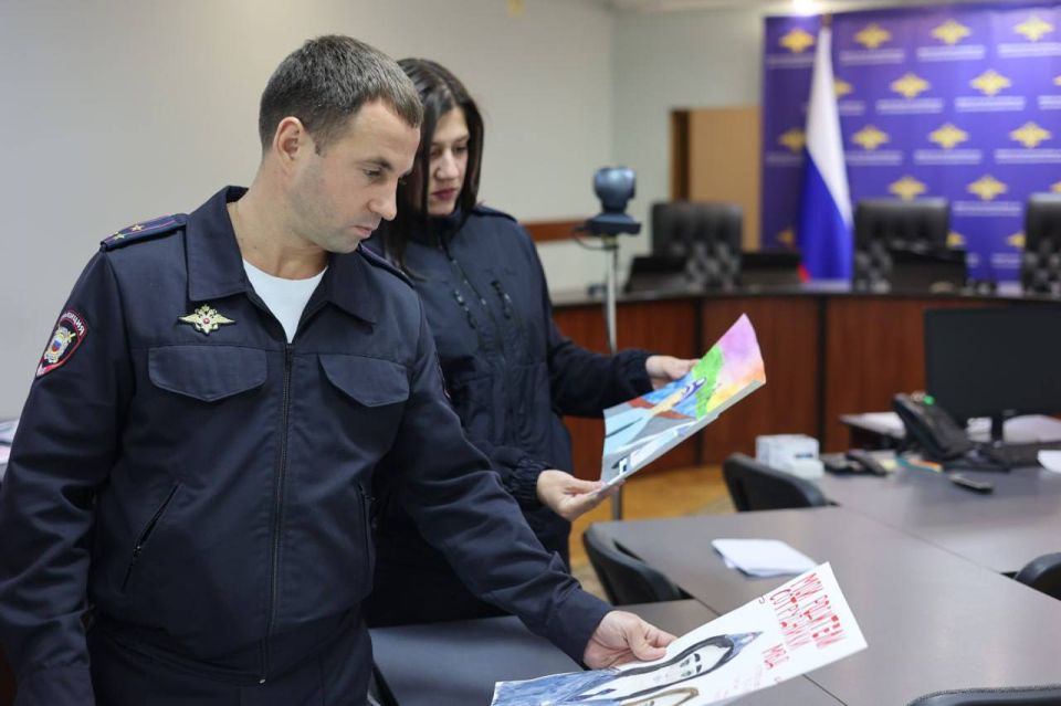 Итоги регионального этапа конкурса «Мои родители работают в полиции» подвели в МВД по Луганской Народной Республике Итоги регионального этапа конкурса «Мои родители работают в полиции» подвели в МВД по Луганской Народной Республике