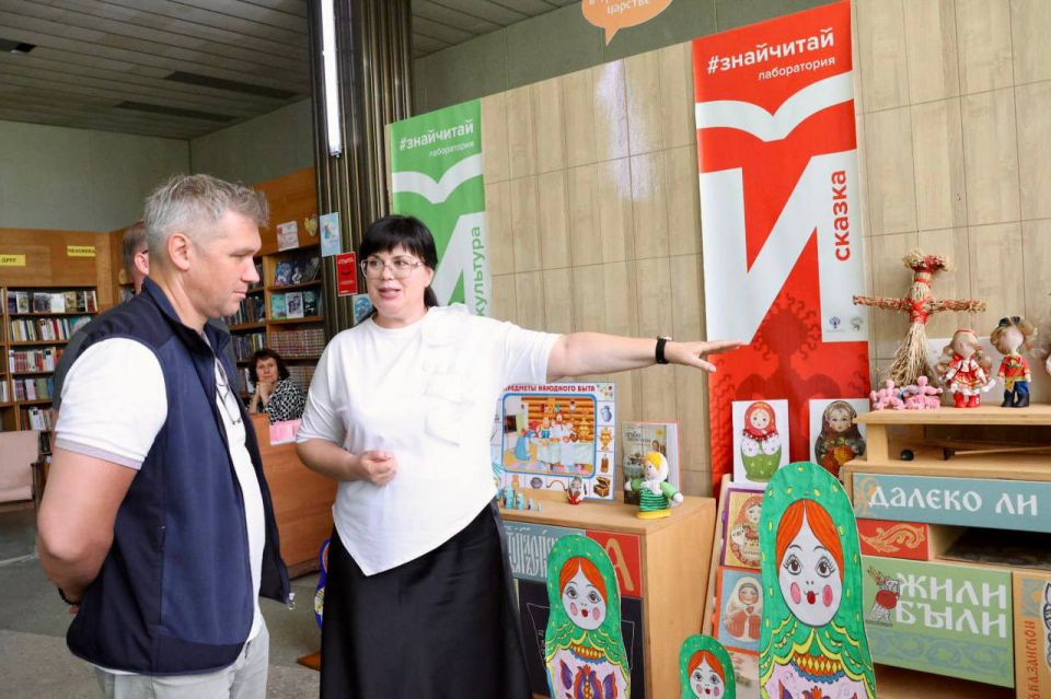 Сегодня свой День рождения отмечает первый заместитель министра культуры Российской Федерации Сергей Геннадиевич Обрывалин Сегодня свой День рождения отмечает первый заместитель министра культуры Российской Федерации Сергей Геннадиевич Обрывалин