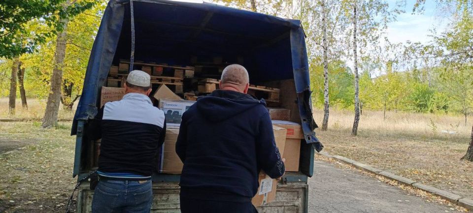 Светлана Гизай: По поручению Секретаря Луганского регионального отделения партии «Единая Россия», Председателя Народного Совета ЛНР Дениса Мирошниченко содействовала в передаче необходимой помощи ребятам на передовую и в... Светлана Гизай: По поручению Секретаря Луганского регионального отделения партии «Единая Россия», Председателя Народного Совета ЛНР Дениса Мирошниченко содействовала в передаче необходимой помощи ребятам на передовую и в...