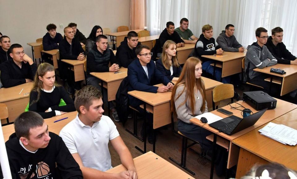 Зинаида Наден: В ЛНР стартовал первый Всероссийский агродиктант Зинаида Наден: В ЛНР стартовал первый Всероссийский агродиктант