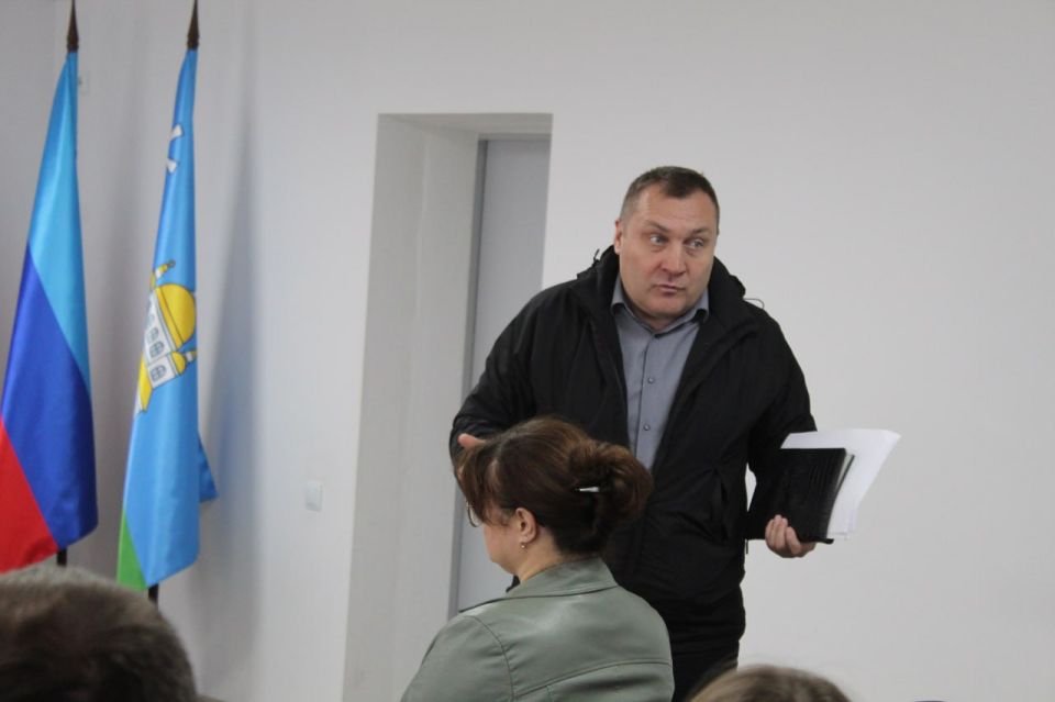 В Администрации Новопсковского муниципального округа Луганской Народной Республики состоялось заседание рабочей группы межведомственной комиссии Луганской Народной Республики по противодействию нелегальной занятости на... В Администрации Новопсковского муниципального округа Луганской Народной Республики состоялось заседание рабочей группы межведомственной комиссии Луганской Народной Республики по противодействию нелегальной занятости на...