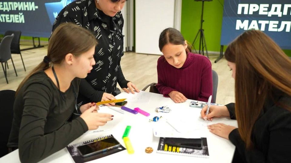 ������ ����� �������� ��������������� � �������� ������ � �������