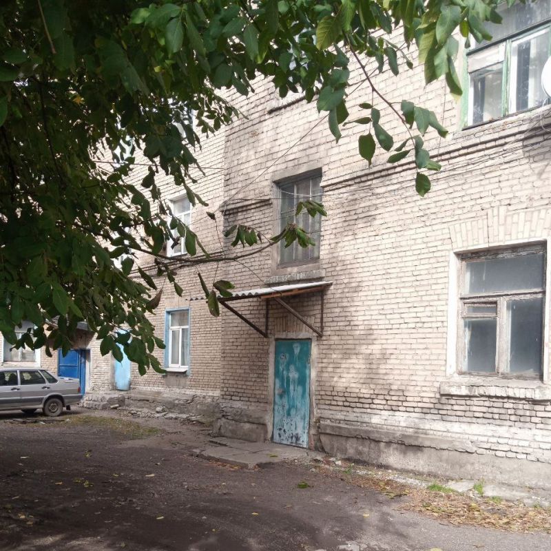             л,     ,           