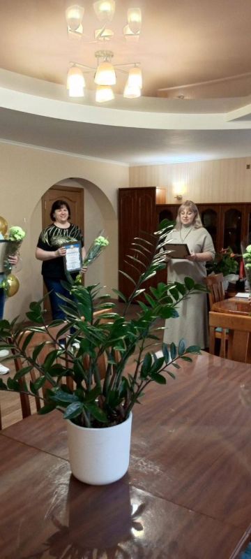 9 октября 2025 года, в Луганском Почтамте прошло награждение лучших сотрудников Почтамта Почты ЛНР! 9 октября 2025 года, в Луганском Почтамте прошло награждение лучших сотрудников Почтамта Почты ЛНР!