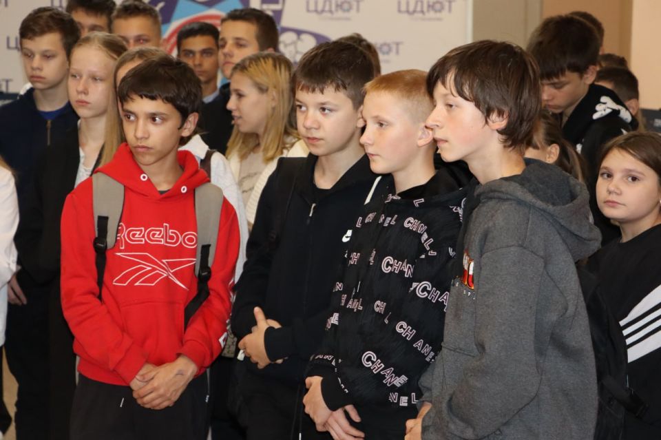 Выставка «Герои и подвиги: Мои земляки – Герои России» продолжает свою работу! Выставка «Герои и подвиги: Мои земляки – Герои России» продолжает свою работу!