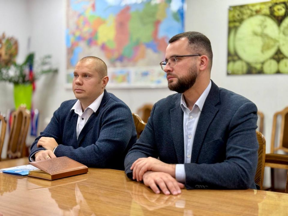 Игорь Рябушкин: В рамках регионального кадрового проекта «Герои Луганщины» ( Игорь Рябушкин: В рамках регионального кадрового проекта «Герои Луганщины» (