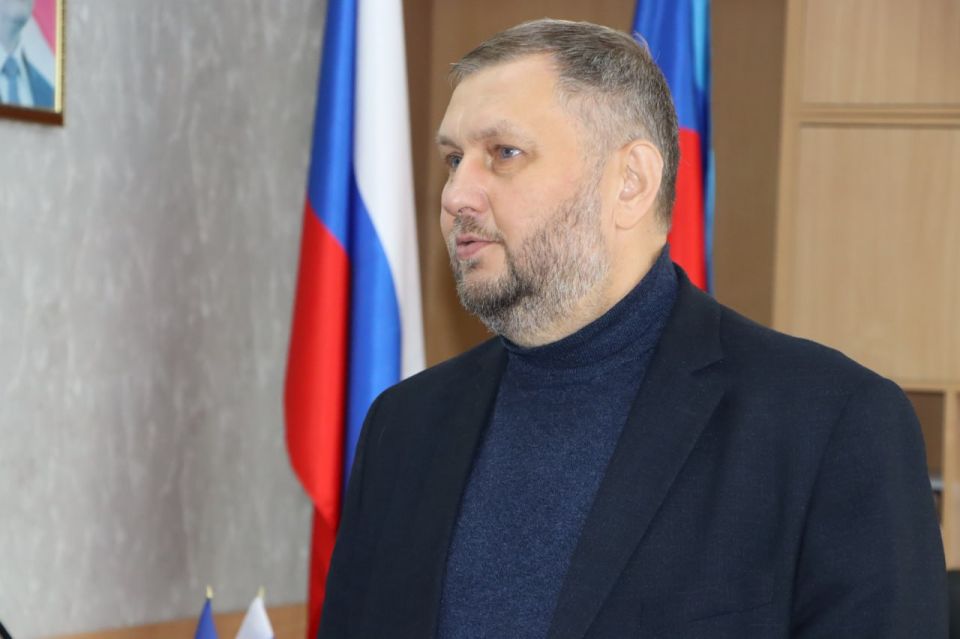 Евгений Бондарь: Встреча с аграриями Лутугинщины: поздравление с профессиональным праздником Евгений Бондарь: Встреча с аграриями Лутугинщины: поздравление с профессиональным праздником