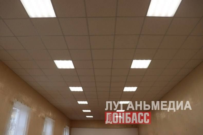 Строители из Республики Хакасия завершили капитальный ремонт в Володарской средней школе имени Олега Кошевого Строители из Республики Хакасия завершили капитальный ремонт в Володарской средней школе имени Олега Кошевого