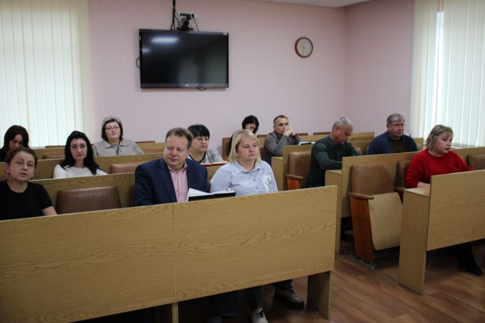 Рабочее совещание. Сегодня временно исполняющий полномочия Главы городского округа город Ровеньки Татьяна Хрипачёва провела плановое рабочее совещание с руководителями управлений администрации и структурных подразделений Рабочее совещание. Сегодня временно исполняющий полномочия Главы городского округа город Ровеньки Татьяна Хрипачёва провела плановое рабочее совещание с руководителями управлений администрации и структурных подразделений