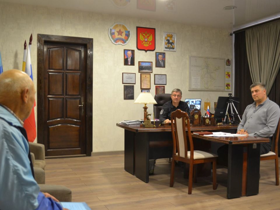 Владимир Чернев: Провел личный прием граждан